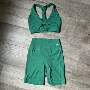 Gymshark x Whitney Simmons Set